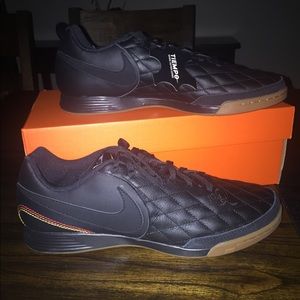 Nike ronaldinho special edition soccer indoors